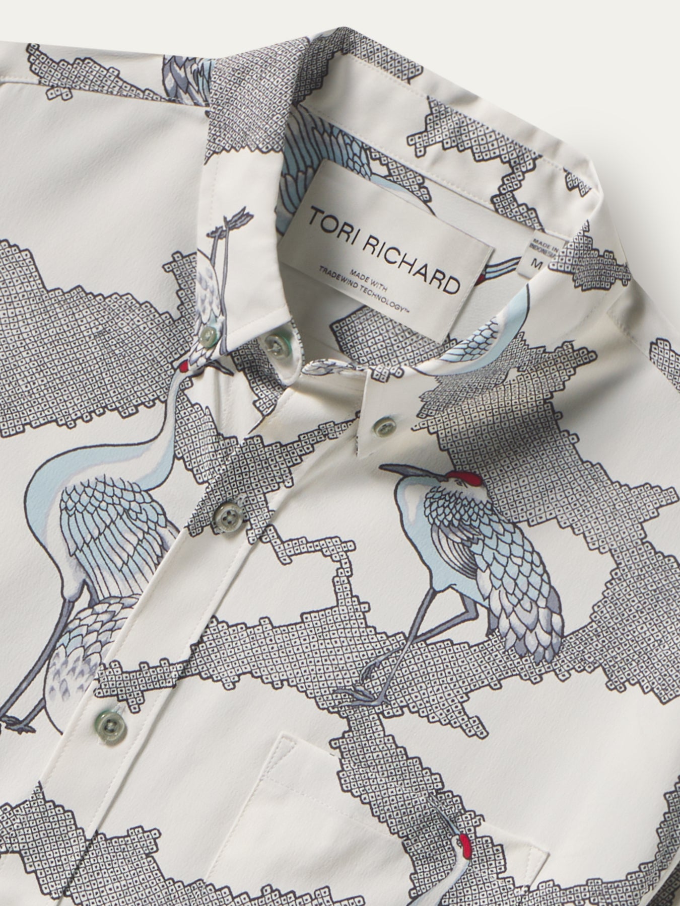White shirt with blue crane bird print, Tradewind Technology®, front view, Tori Richard tag (Images 1 & 2).