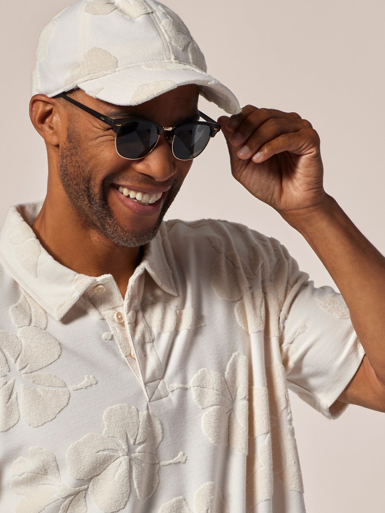Hibiscus Bungalow Cap