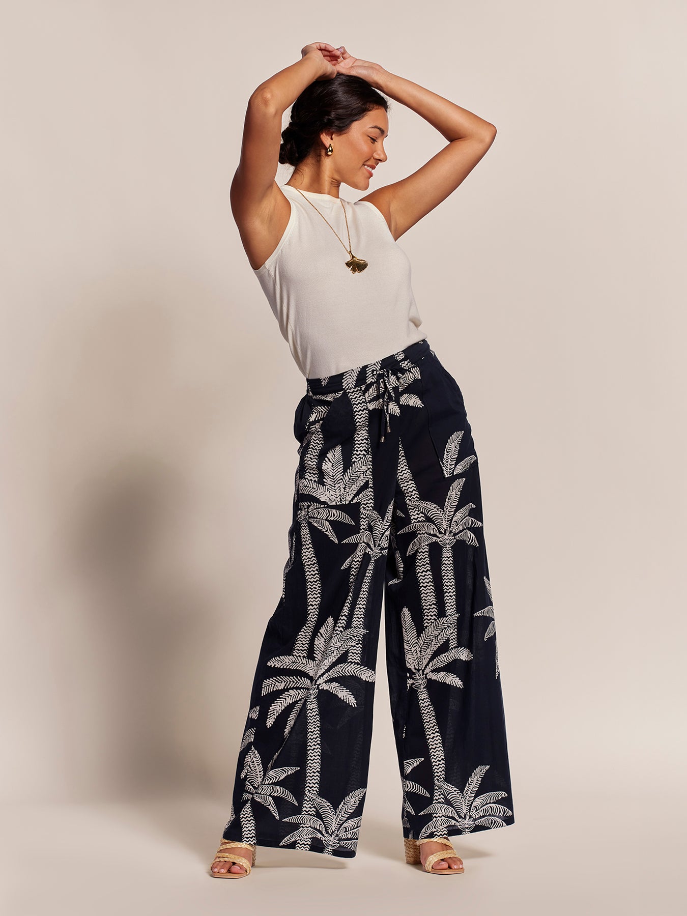 Palm Lined Evelyn Pant