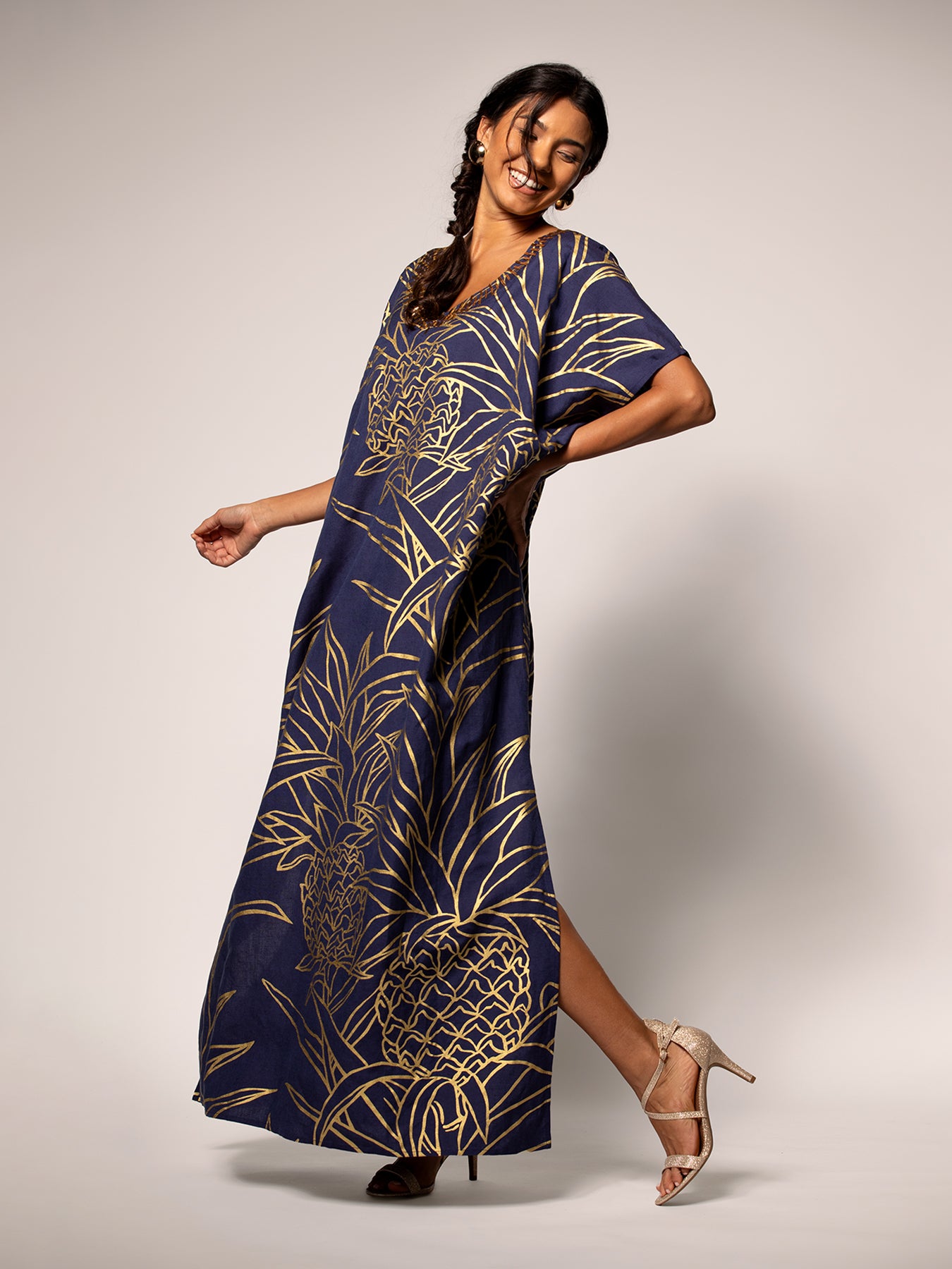 Pineapple Isle Amari Caftan – Tori Richard
