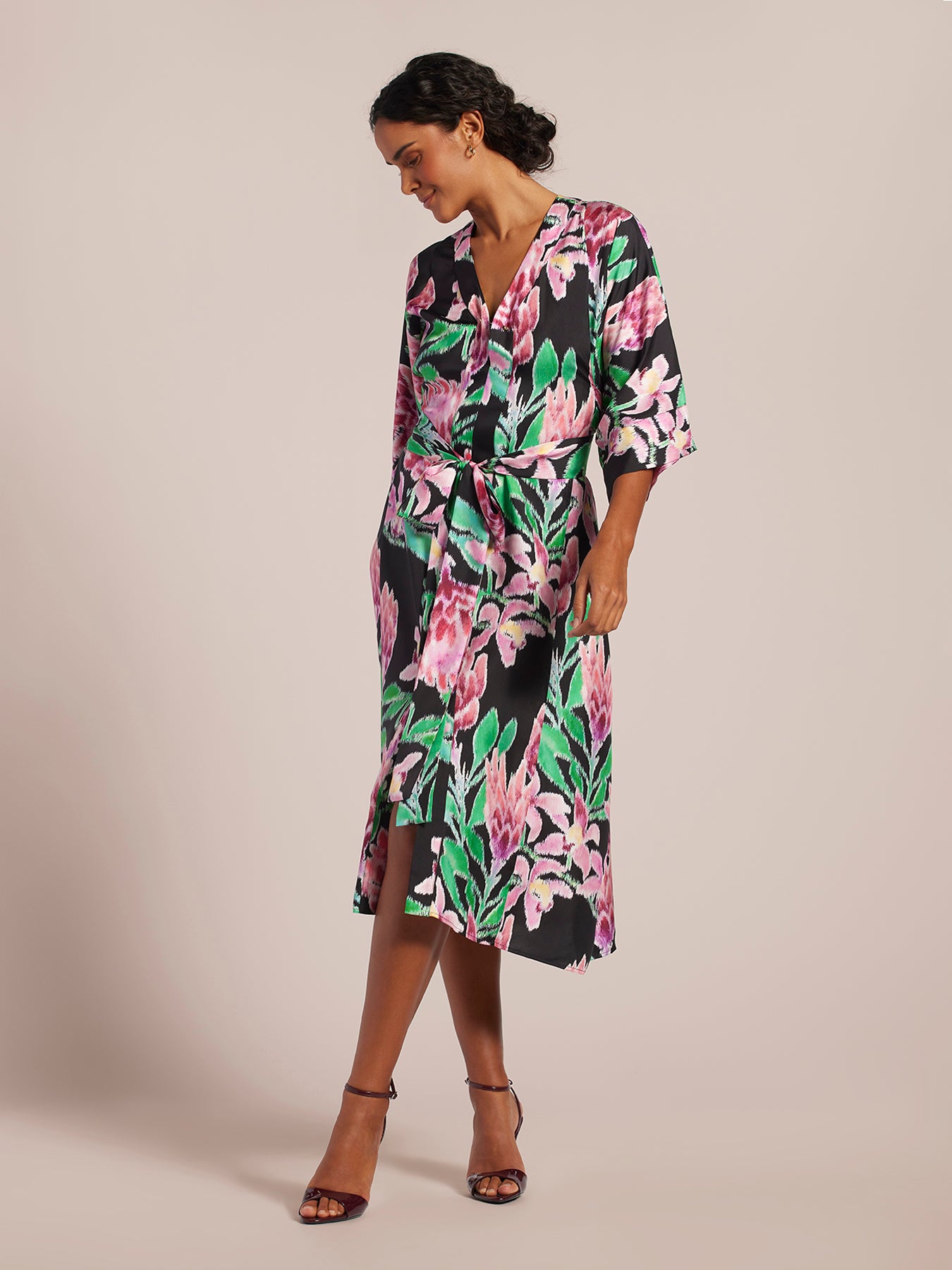 Tori Richard Womens Fleur de Lei Carlotta Dress | Size XSM | Black Tori Richard Womens Fleur de Lei Carlotta Dress | Size XSM | Black